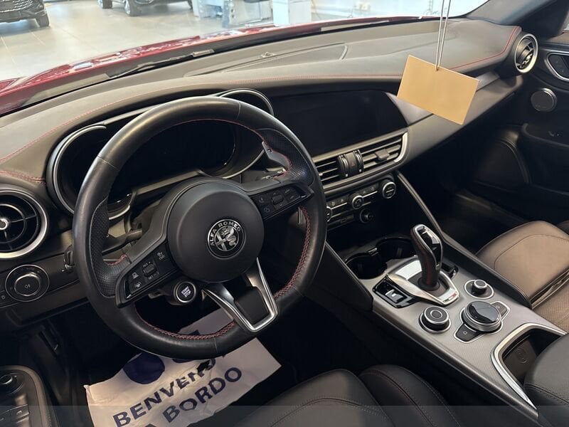Alfa Romeo Giulia Giulia 2.0 t Competizione Q4 280cv auto- Gruppo Diba