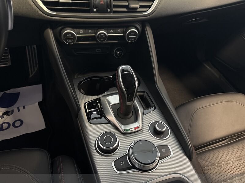 Alfa Romeo Giulia Giulia 2.0 t Competizione Q4 280cv auto- Gruppo Diba