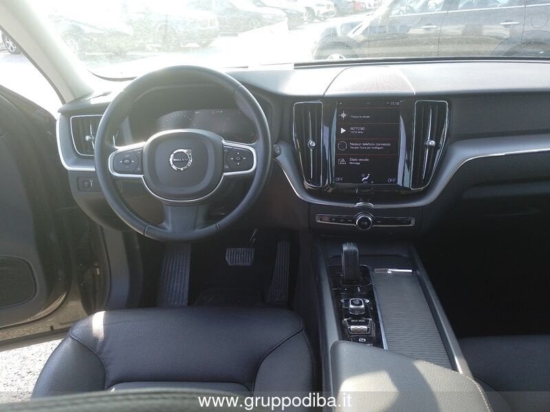 Volvo XC60 XC60 2.0 b4 Momentum Pro awd auto- Gruppo Diba