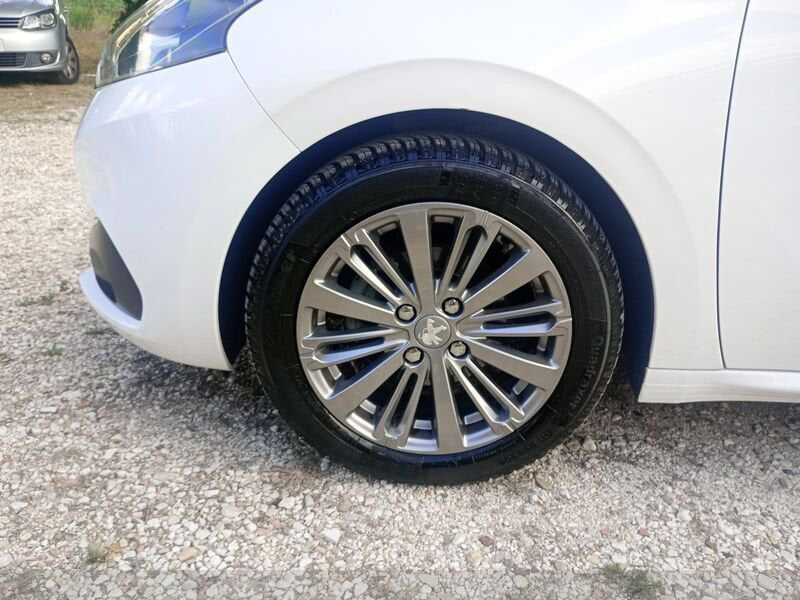 Peugeot 208 208 5p 1.6 bluehdi Active 75cv- Gruppo Diba