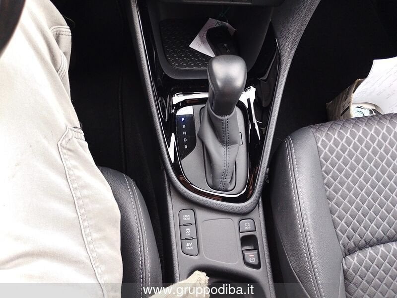 Toyota Yaris Yaris 1.5h Style- Gruppo Diba