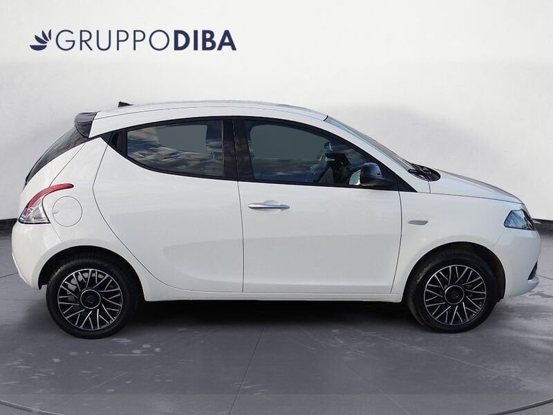 Lancia Ypsilon Ypsilon 1.0 firefly hybrid Platino s&s 70cv- Gruppo Diba