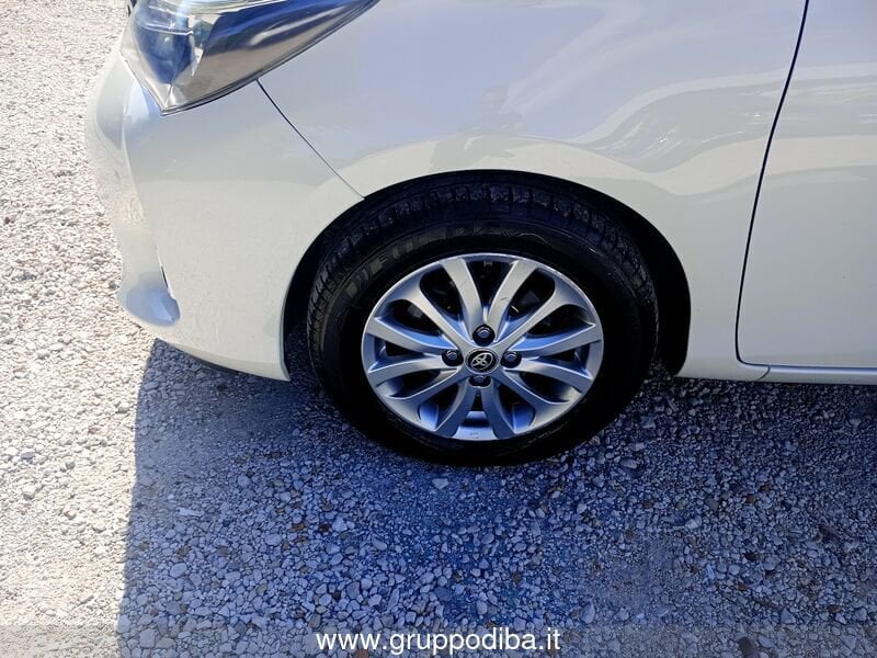Toyota Yaris Yaris 5p 1.3 Lounge multidrive S- Gruppo Diba