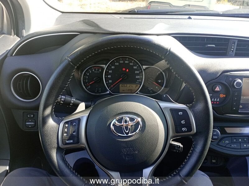 Toyota Yaris Yaris 5p 1.3 Lounge multidrive S- Gruppo Diba