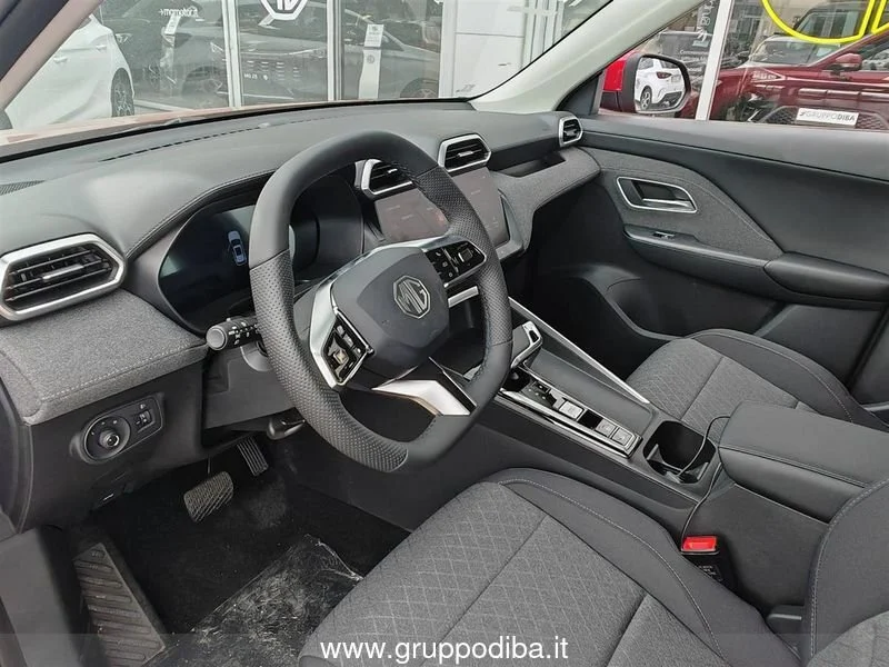 MG ZS 1.5L HEV COM MY25 Red- Gruppo Diba