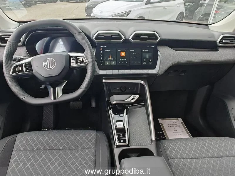 MG ZS 1.5L HEV COM MY25 Red- Gruppo Diba