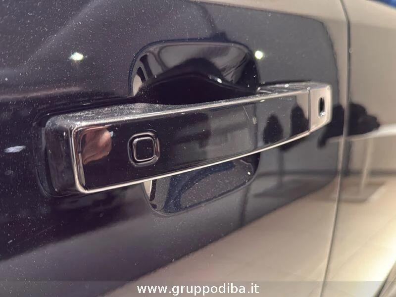 Land Rover Defender Defender 110 3.0d i6 mhev X-Dynamic SE awd 200cv a- Gruppo Diba