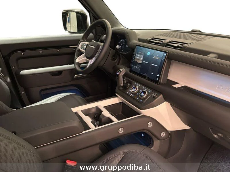 Land Rover Defender Defender 110 3.0d i6 mhev X-Dynamic SE awd 200cv a- Gruppo Diba