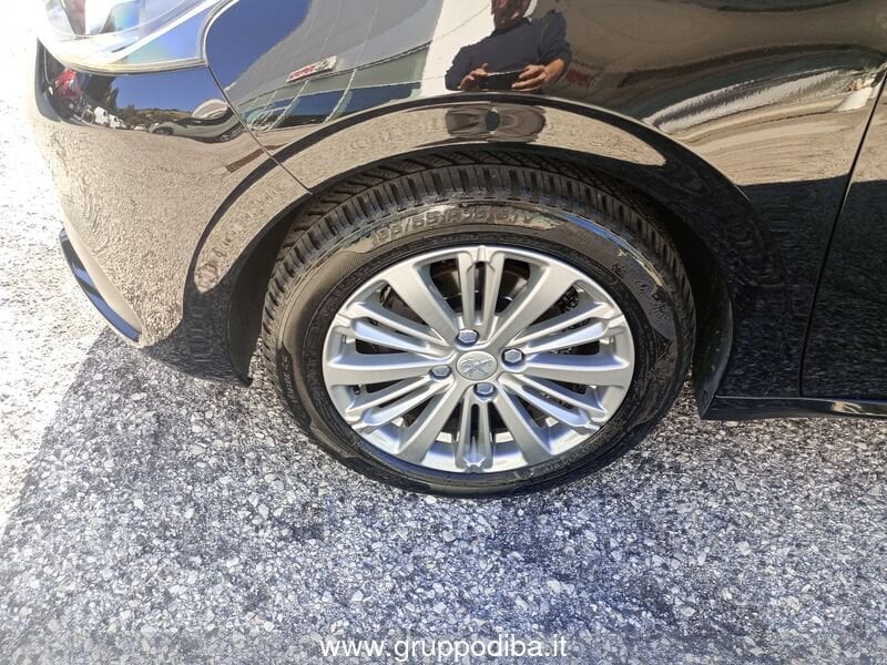 Peugeot 208 208 5p 1.2 puretech Allure 82cv- Gruppo Diba