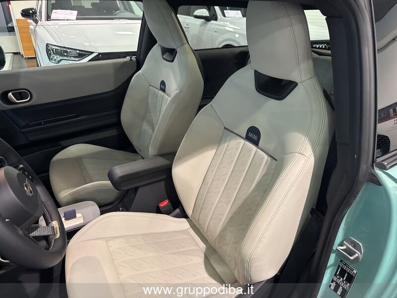 MINI 3 Porte Mini Cooper 3p 1.5 C Favoured auto- Gruppo Diba