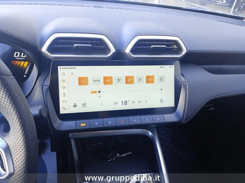 MG ZS 1.5L HEV LUX MY25 Silver- Gruppo Diba