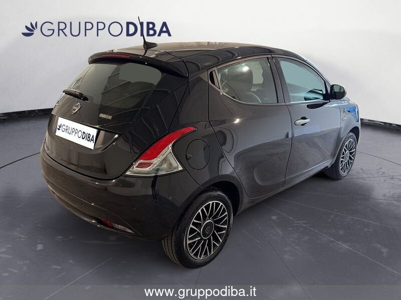 Lancia Ypsilon Ypsilon 1.0 firefly hybrid Alberta Ferretti s&s 70- Gruppo Diba