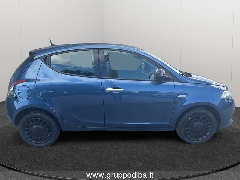 Lancia Ypsilon Ypsilon 1.0 firefly hybrid Silver s&s 70cv- Gruppo Diba