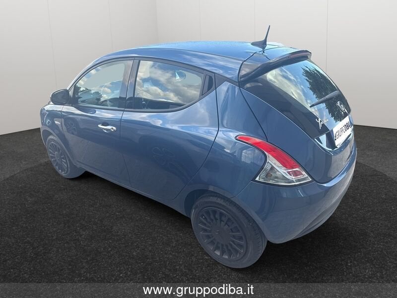 Lancia Ypsilon Ypsilon 1.0 firefly hybrid Silver s&s 70cv- Gruppo Diba