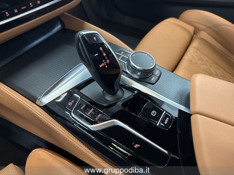 BMW Serie 5 Touring 530d Touring mhev 48V Luxury auto- Gruppo Diba