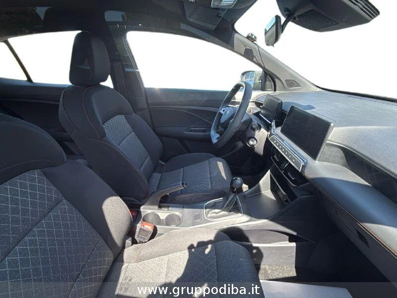 MG 3 1.5 MT STD Pebble Black- Gruppo Diba