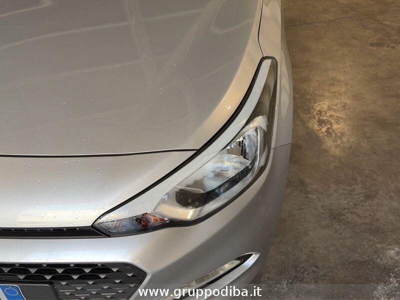 Hyundai i20 i20 5p 1.2 Blackline 84cv- Gruppo Diba