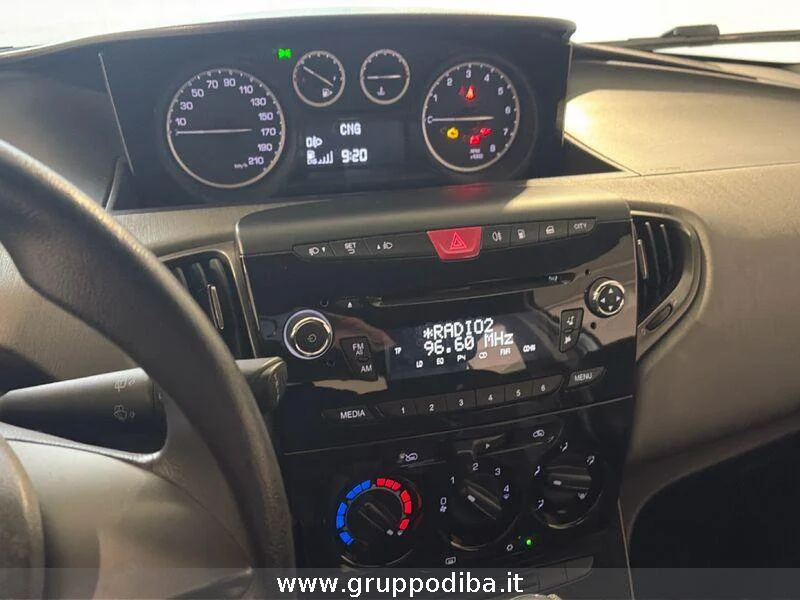 Lancia Ypsilon Ypsilon 0.9 t.air Elle ecochic metano 80cv- Gruppo Diba