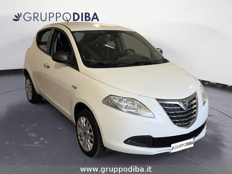 Lancia Ypsilon Ypsilon 0.9 t.air Elle ecochic metano 80cv- Gruppo Diba