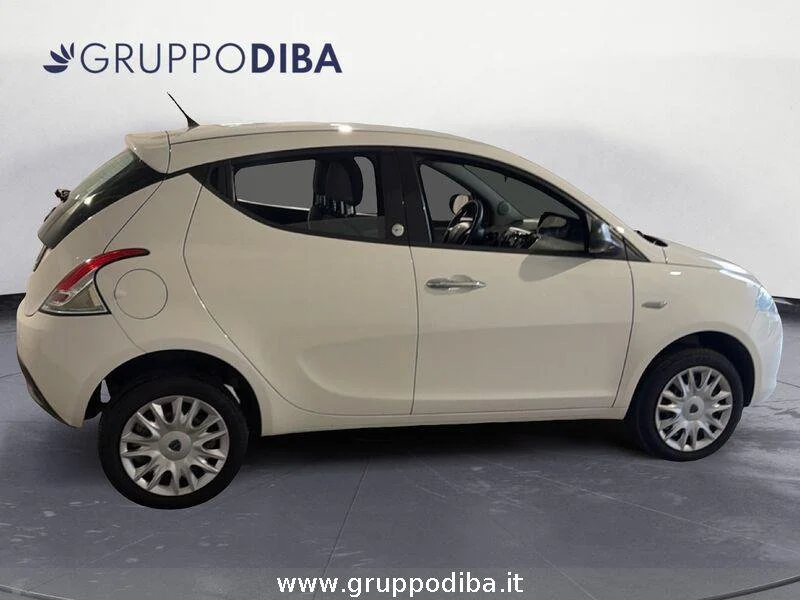 Lancia Ypsilon Ypsilon 0.9 t.air Elle ecochic metano 80cv- Gruppo Diba