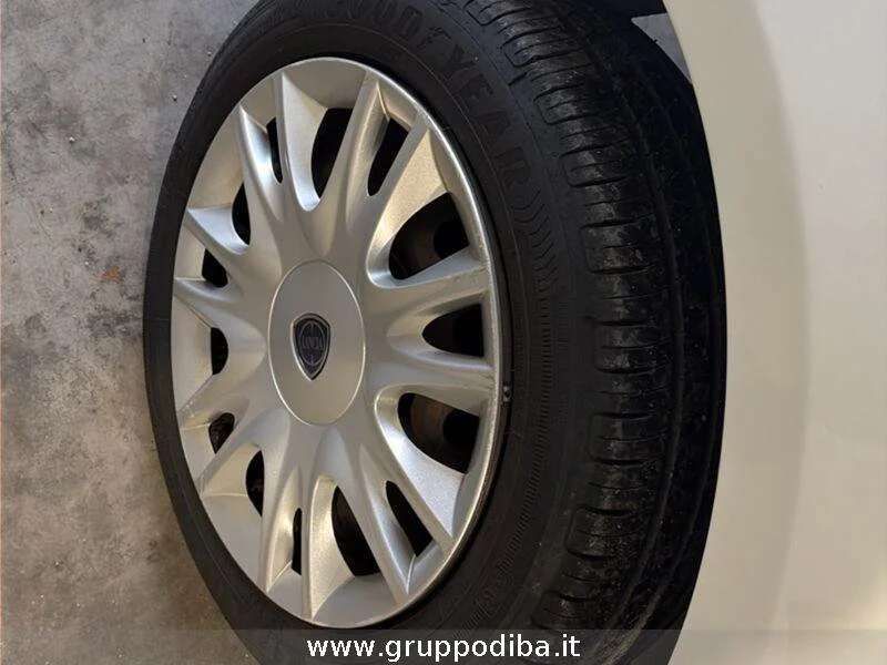 Lancia Ypsilon Ypsilon 0.9 t.air Elle ecochic metano 80cv- Gruppo Diba