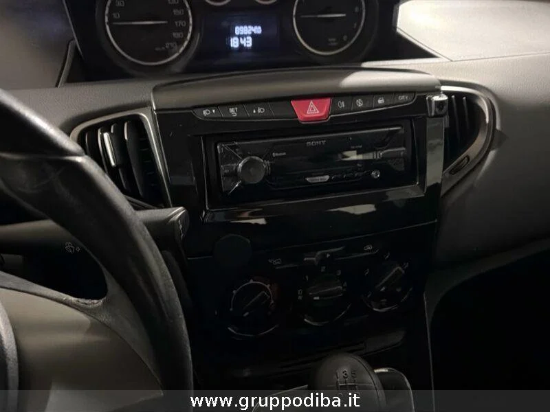 Lancia Ypsilon 1.2 8v silver s&s 69cv- Gruppo Diba