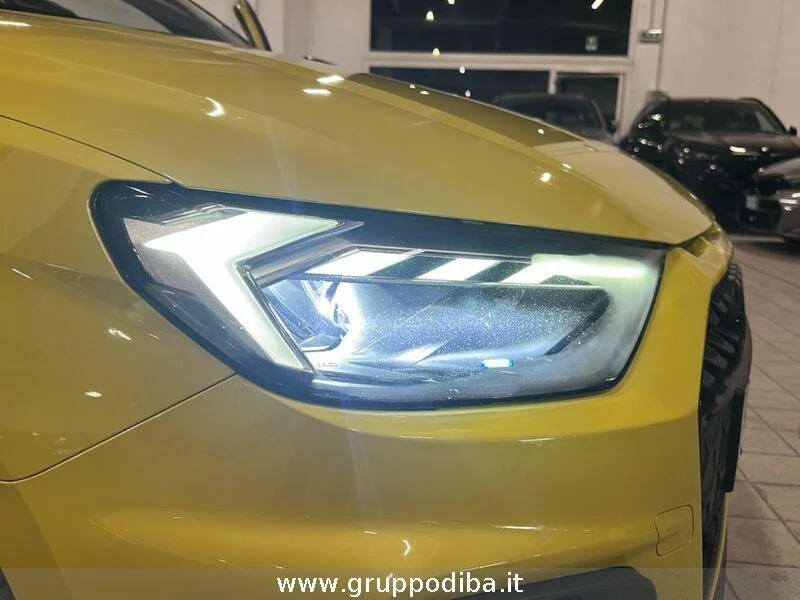 Audi A1 Sportback A1 Sportback 40 2.0 tfsi Identity Black 207cv s-tr- Gruppo Diba