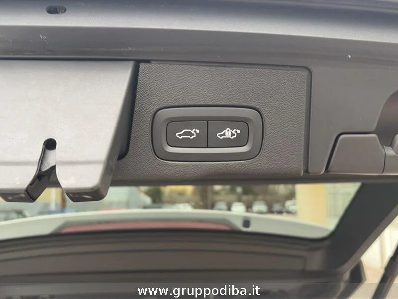 Volvo XC60 XC60 2.0 b4 Momentum auto- Gruppo Diba
