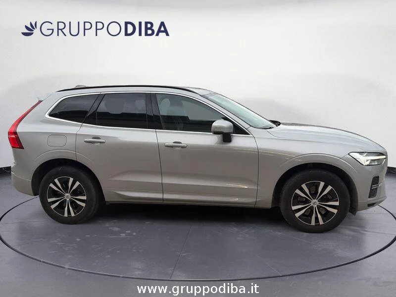 Volvo XC60 XC60 2.0 b4 Momentum auto- Gruppo Diba