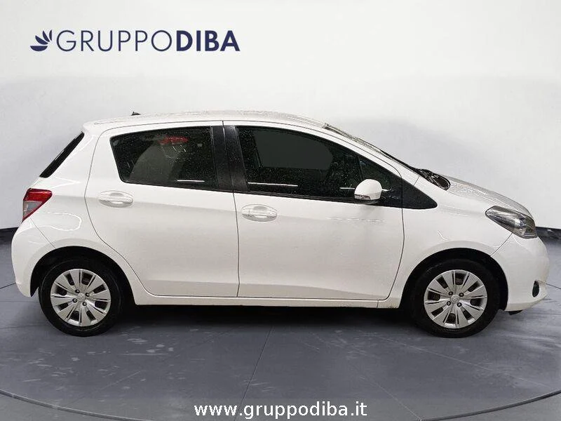Toyota Yaris 5p 1.0 lounge s/cl- Gruppo Diba