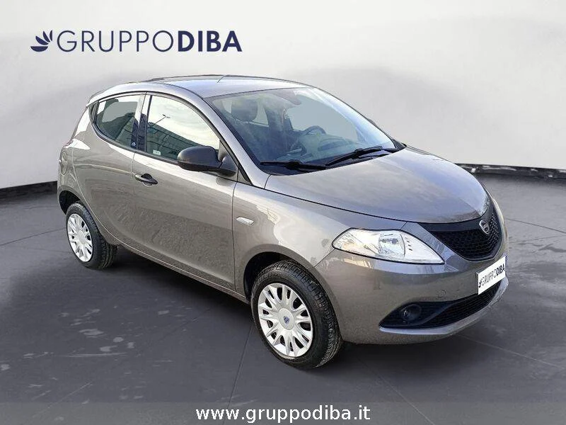 Lancia Ypsilon Ypsilon 0.9 t.air Silver ecochic metano 80cv- Gruppo Diba