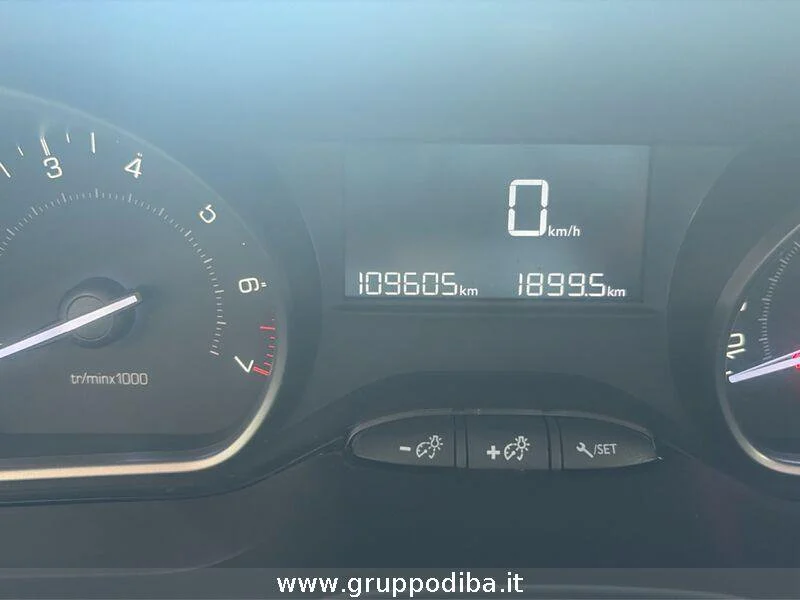 Peugeot 208 208 3p 1.2 puretech Access gpl 82cv- Gruppo Diba