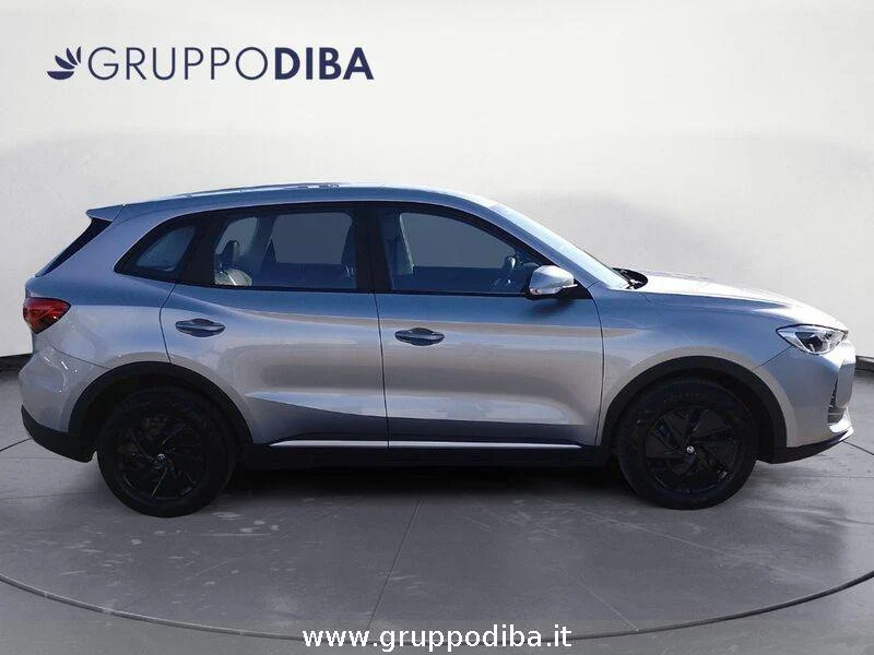 MG ZS 1.5L MT STD MY25.5 Cosmic Silver- Gruppo Diba