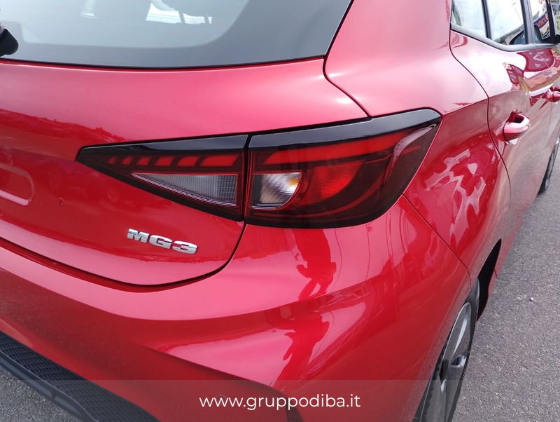 MG 3 1.5 MT STD Diamond Red- Gruppo Diba