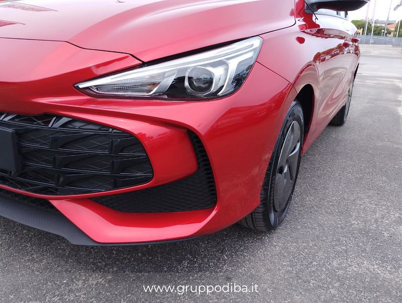MG 3 1.5 MT STD Diamond Red- Gruppo Diba