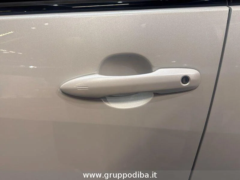 Toyota Yaris YARIS 15H 130HP LOUNGE MY25- Gruppo Diba