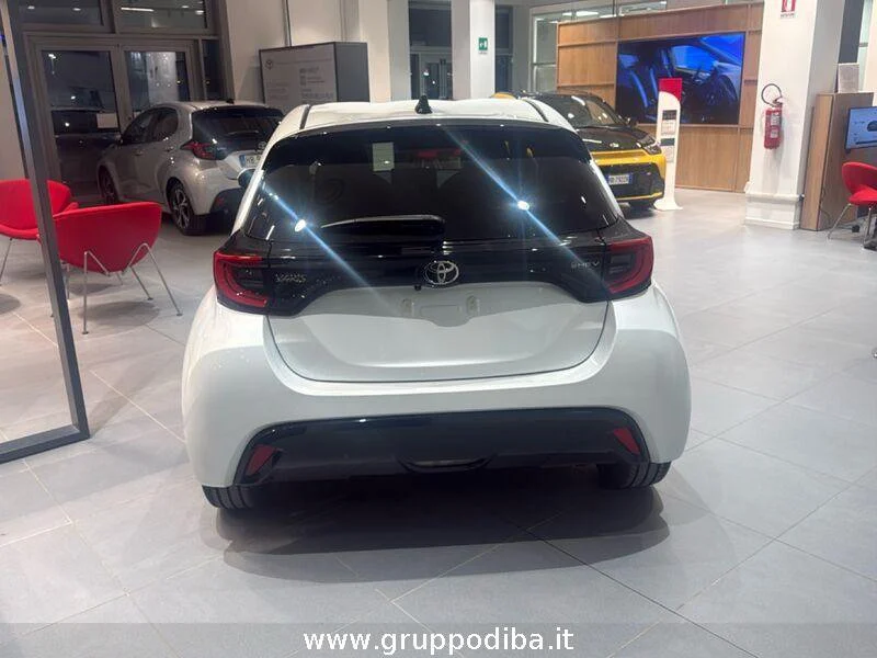 Toyota Yaris YARIS 15H 130HP LOUNGE MY25- Gruppo Diba