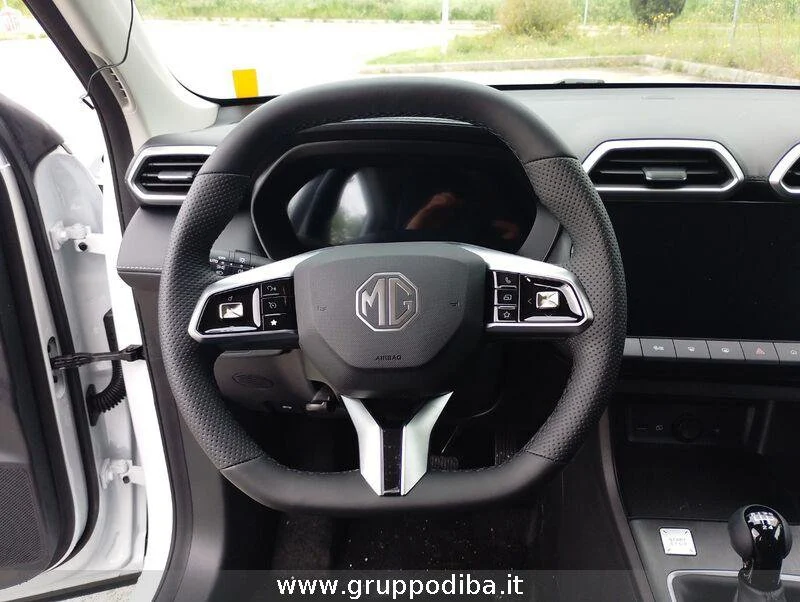 MG ZS 1.5L MT COM MY25.5 Dover White- Gruppo Diba