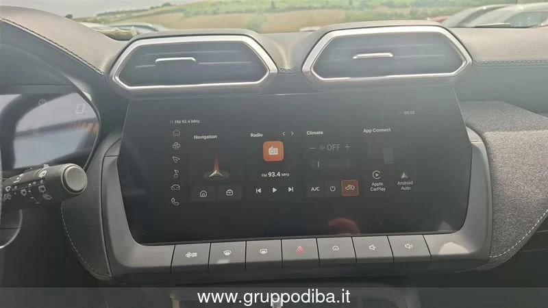 MG ZS 1.5L MT STD MY25.5 Cosmic Silver- Gruppo Diba