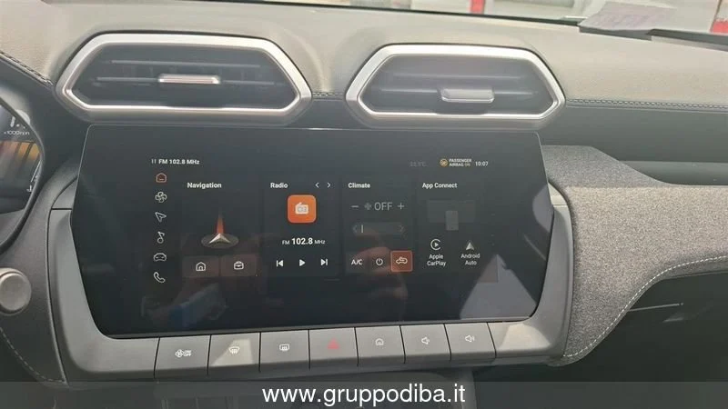 MG ZS 1.5L MT STD MY25.5 Diamond Red- Gruppo Diba