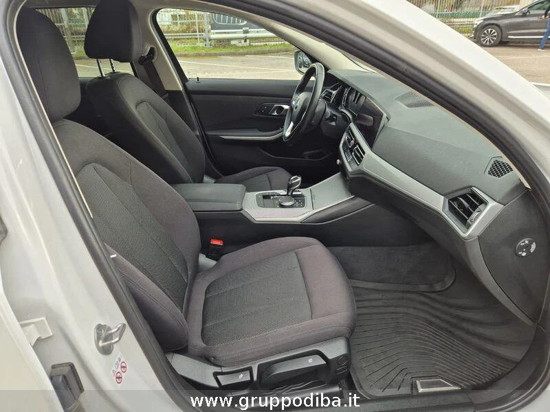 BMW Serie 3 Touring 320d Touring mhev 48V Business Advantage auto- Gruppo Diba
