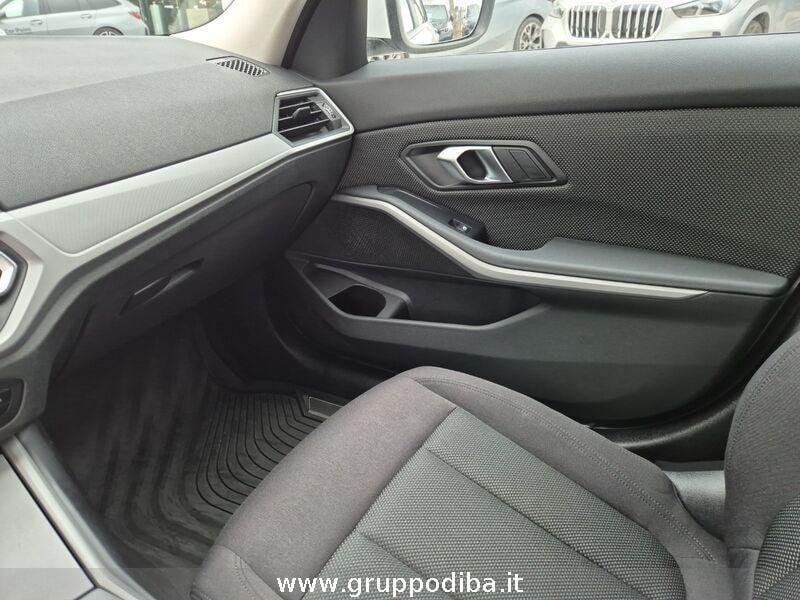 BMW Serie 3 Touring 320d Touring mhev 48V Business Advantage auto- Gruppo Diba