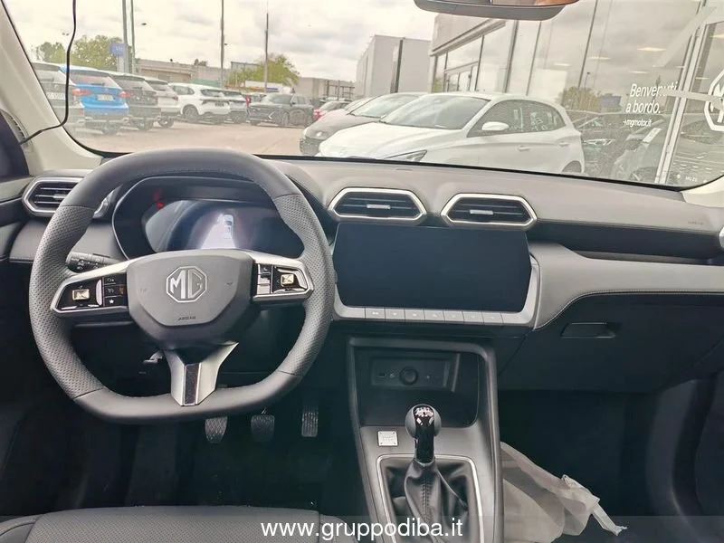 MG ZS 1.5L MT COM MY25.5 Cosmic Silver- Gruppo Diba