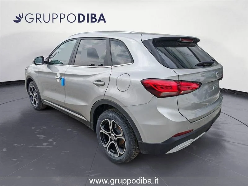 MG ZS 1.5L MT COM MY25.5 Cosmic Silver- Gruppo Diba