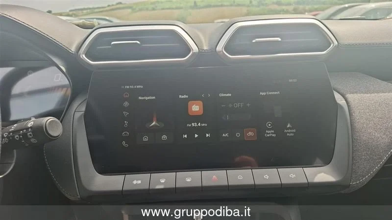 MG ZS 1.5L MT STD MY25.5 Cosmic Silver- Gruppo Diba