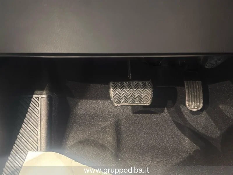 Toyota Yaris YARIS 15H 130HP LOUNGE MY25- Gruppo Diba