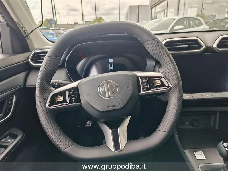 MG ZS 1.5L MT COM MY25.5 Cosmic Silver- Gruppo Diba
