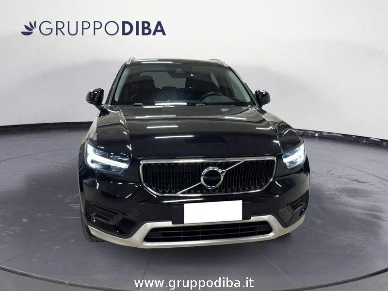 Volvo XC40 XC40 2.0 d3 Momentum awd geartronic- Gruppo Diba
