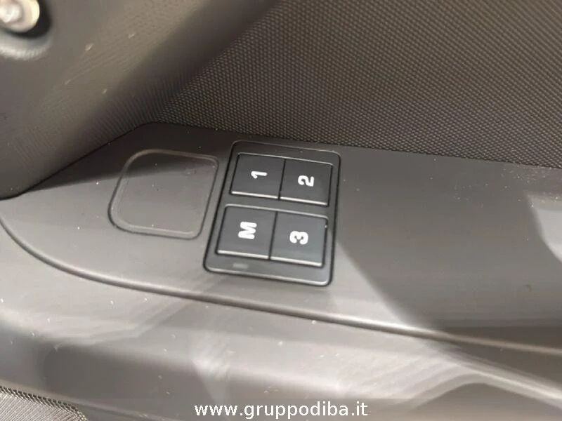 Land Rover Defender Defender 110 3.0d i6 mhev X-Dynamic SE awd 200cv a- Gruppo Diba