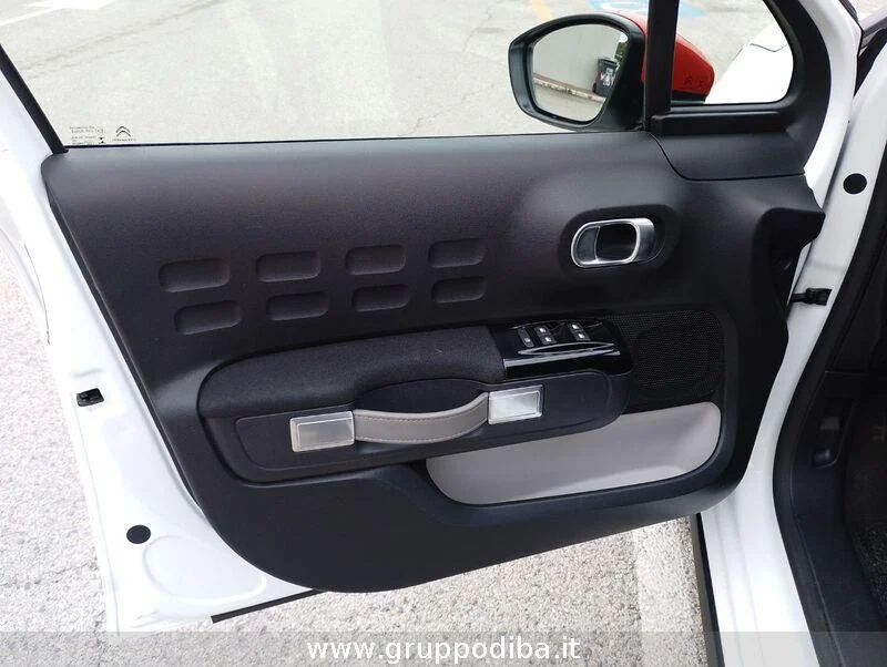 Citroen C3 C3 1.2 puretech Shine s&s 110cv eat6- Gruppo Diba